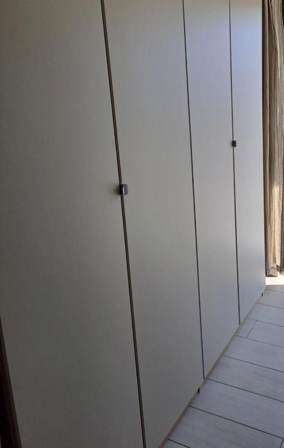 Fiumicino Airport Sunflower Room Zewnętrze zdjęcie