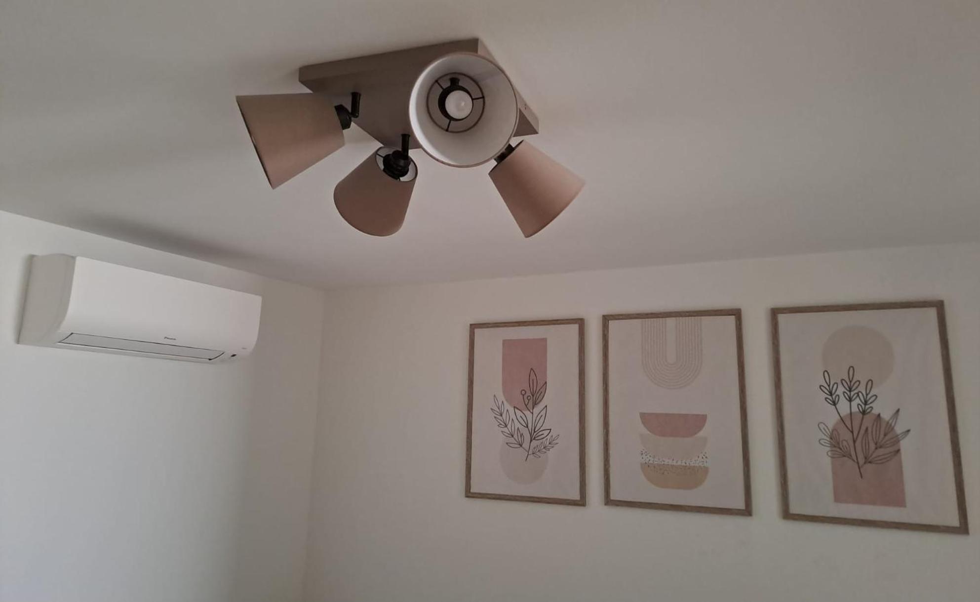 Fiumicino Airport Sunflower Room Zewnętrze zdjęcie